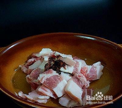 五花肉炒土豆片