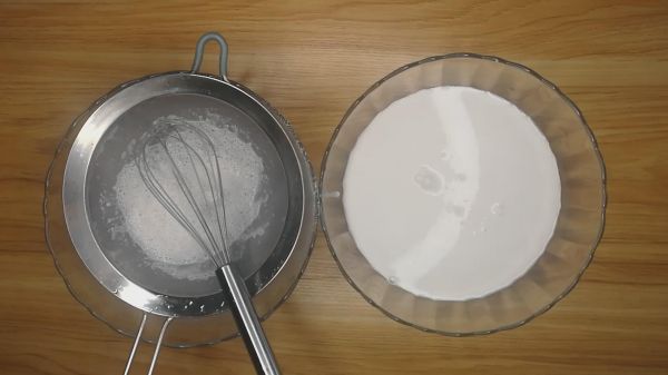 紫薯椰汁千层马蹄糕