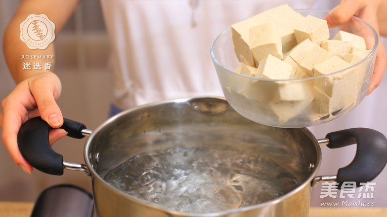 迷迭香：红烧豆腐