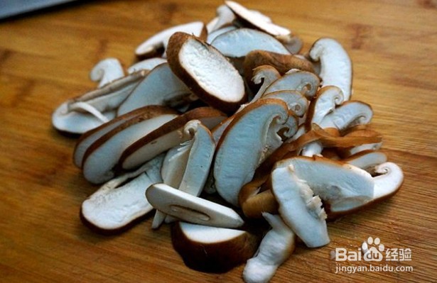 香菇炒油菜怎么做