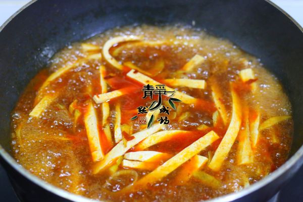 水煮金针菇干豆腐