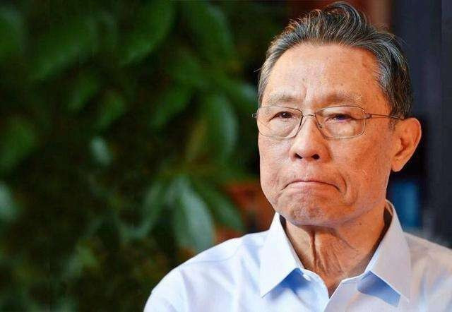 为什么钟南山等人被人们称为“最美逆行者”