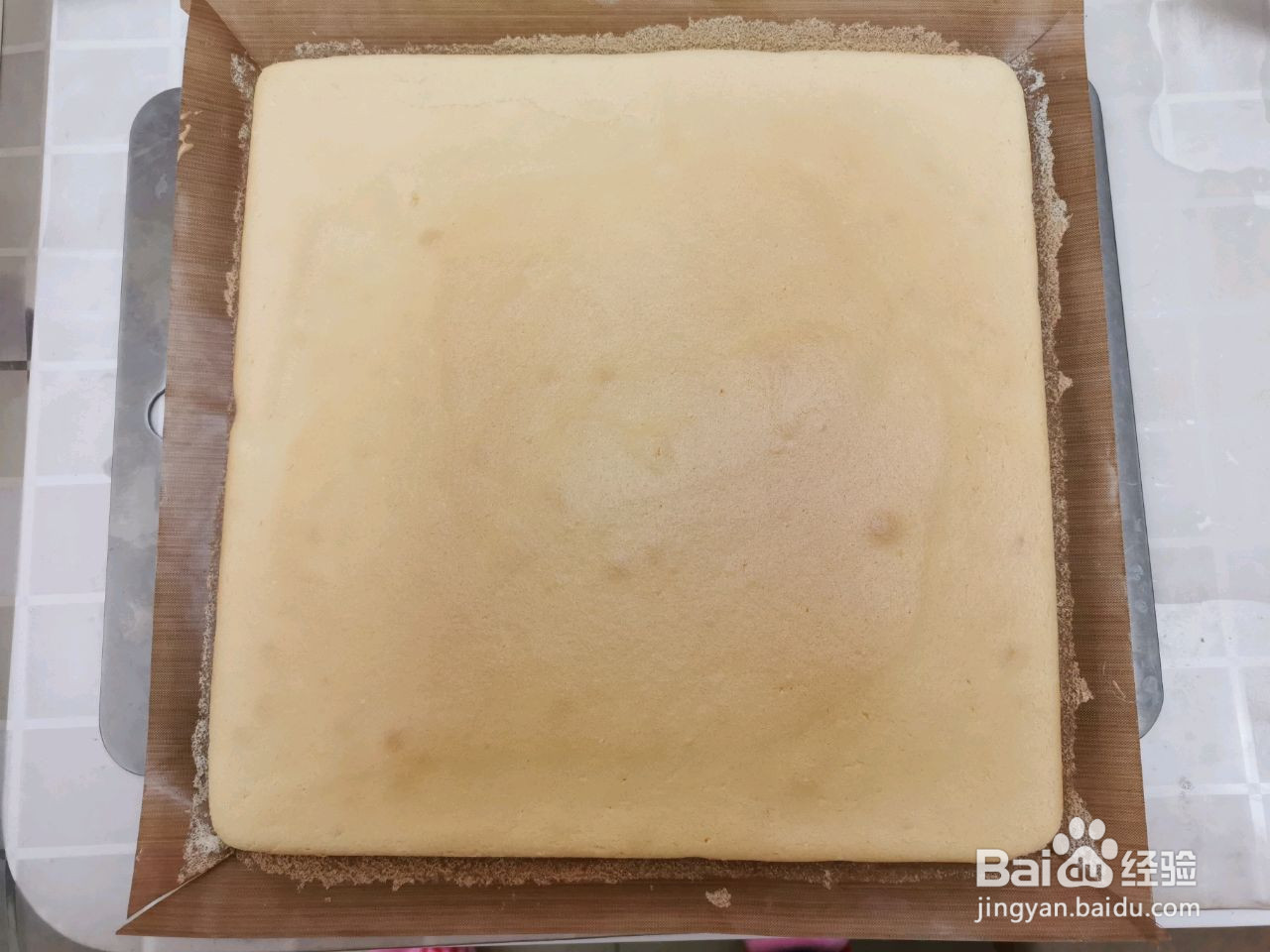 草莓蛋糕卷的做法