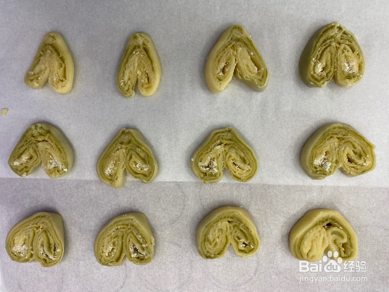 简易版蝴蝶酥的做法