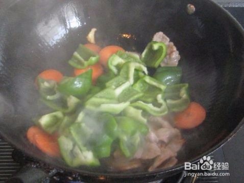 胡萝卜炒肉片的做法