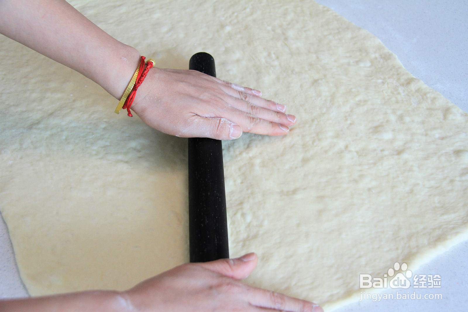 玫瑰酱手撕甜吐司的做法