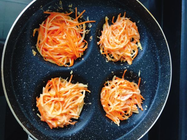 土豆胡萝卜鸡蛋饼