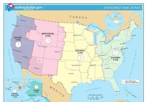 中国晚上十点半 美国几点