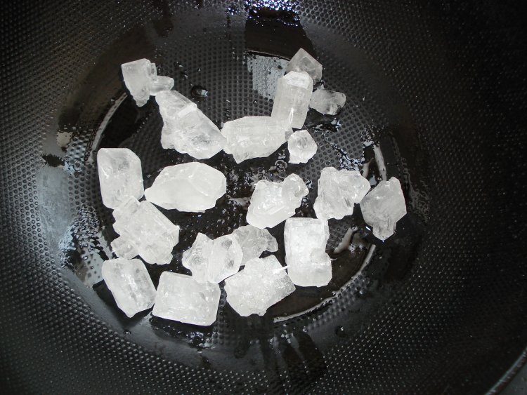如何将糖葫芦的糖熬的很脆