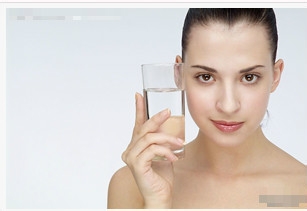 秋季护肤之预防皮肤干燥----吃出水嫩肌肤