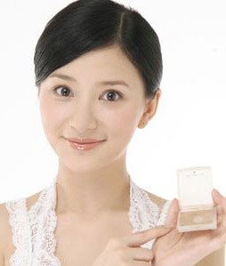 遮瑕产品的选择和使用方法