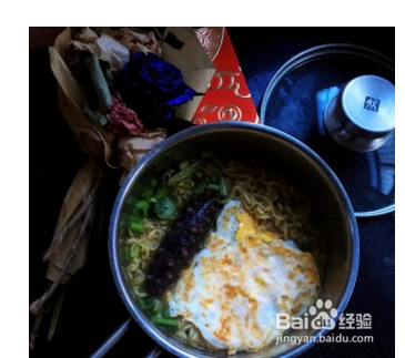 海参鸡蛋藤椒面的做法
