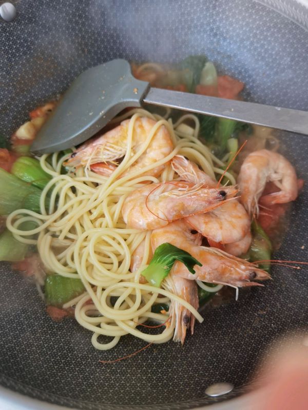 番茄虾意大利面