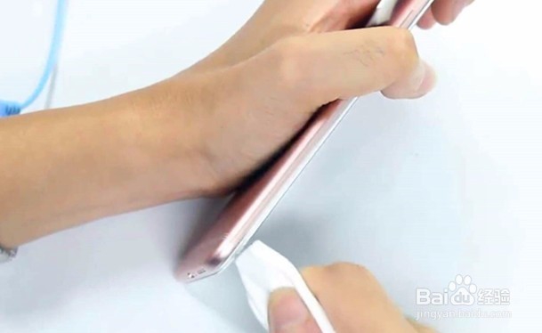 OPPOr9s怎么拆后盖