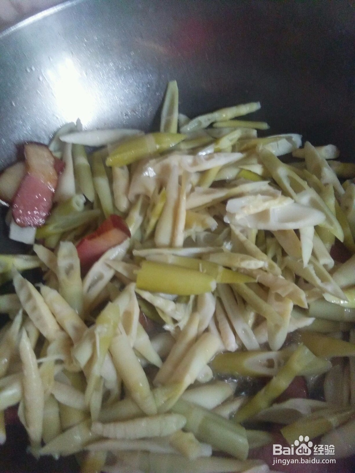竹笋炒腊肉的做法