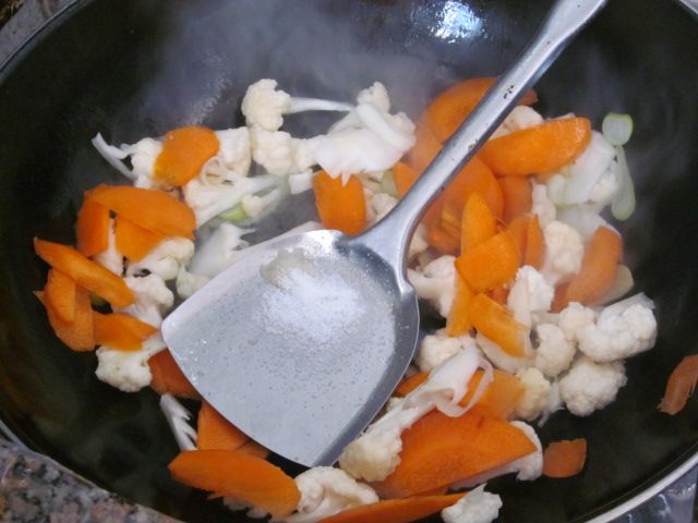 注意啦！鸡肉花菜要这样做才能好吃！