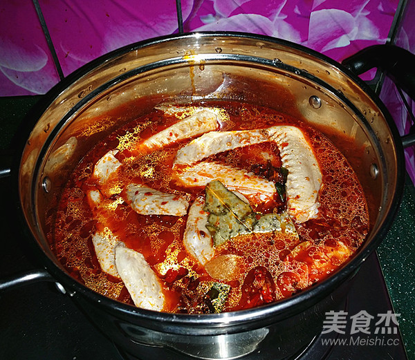 麻辣鸭头鸭翅
