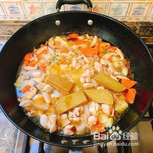 咖喱鸡肉盖浇饭