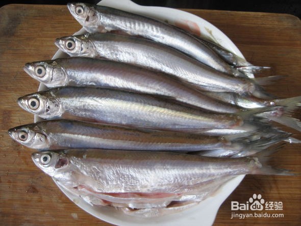 干炸小鱼的做法