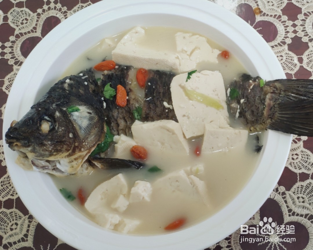 如何制作鲫鱼炖豆腐？