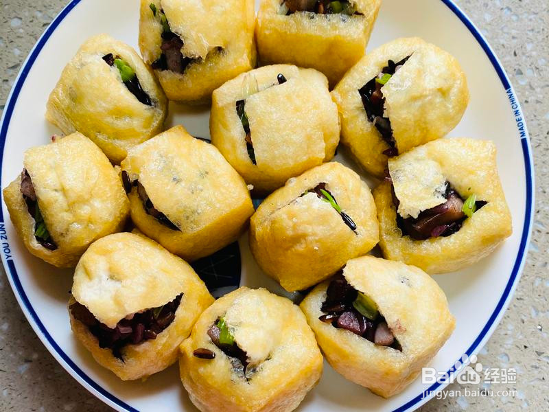 土豪版黑白糯米酿油豆腐的做法