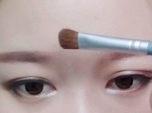 简单快速的日常眼妆~