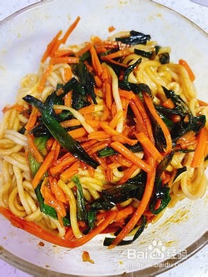 胡萝卜葱油拌面