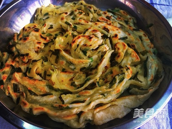 手撕韭菜饼的做法