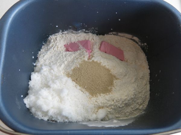毛毛虫肉松面包