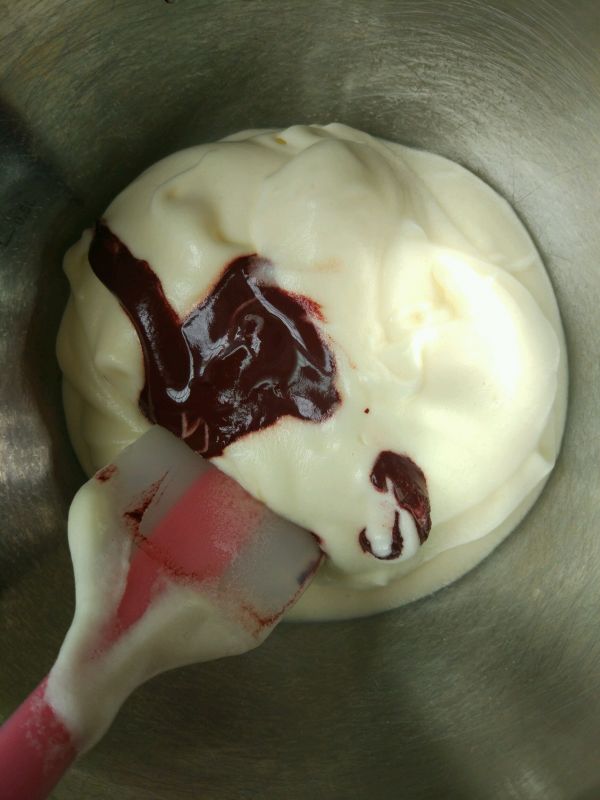 红丝绒旋风蛋糕卷