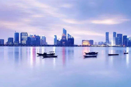 李廓《忆钱塘》全诗
