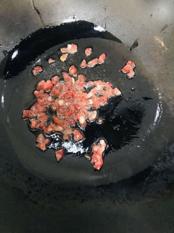 黄金米腊肠蛋炒饭