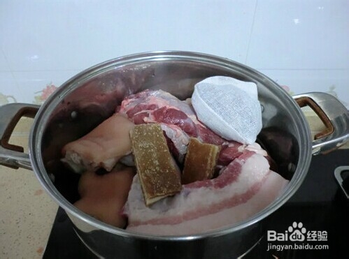 卤水秘方自家的卤菜。
