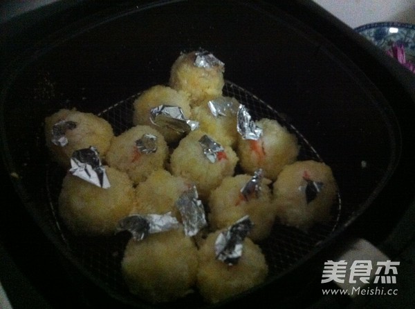 香酥米饭虾球