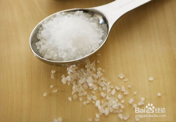 DIY杏仁粗盐去死皮面膜