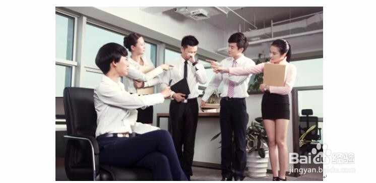 职场男士怎样才能去除头皮屑