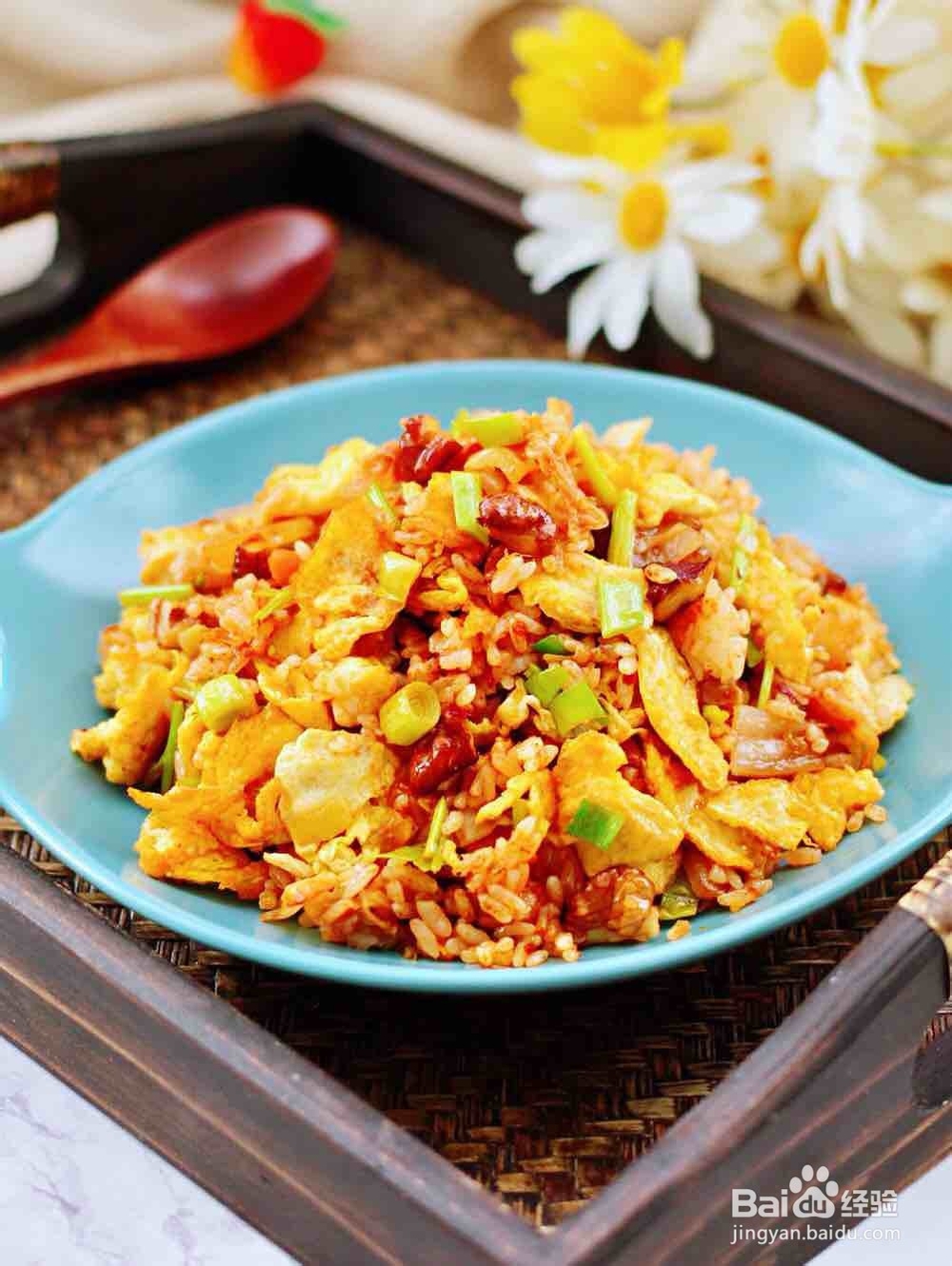 新奇的泡菜核桃蛋炒饭