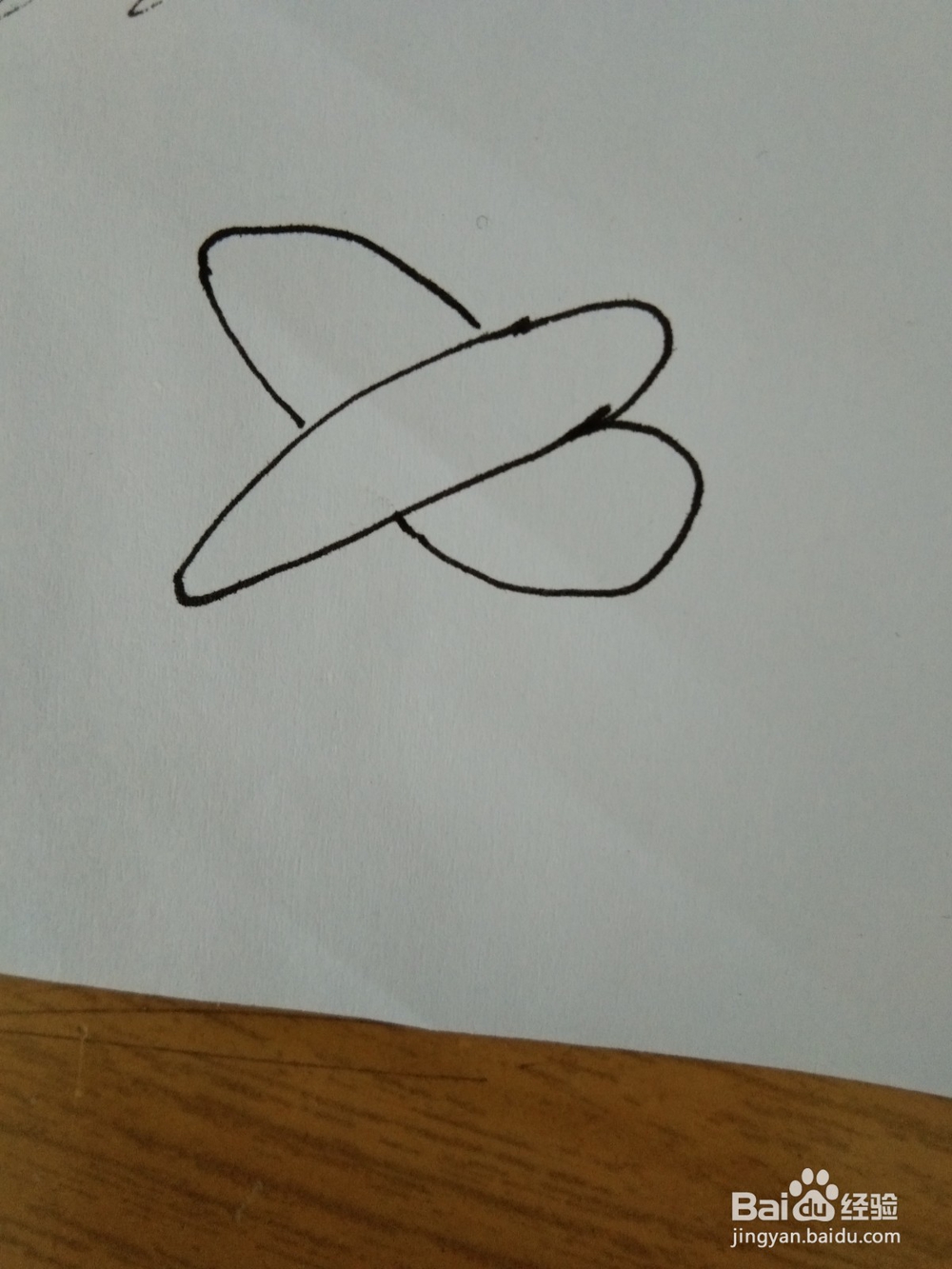 如何用数字3画两个白萝卜