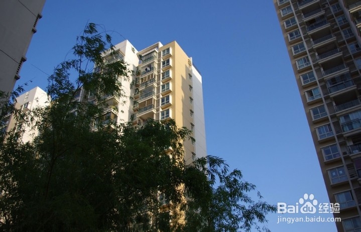 武汉居民集体唱国歌喊武汉加油利弊有哪些