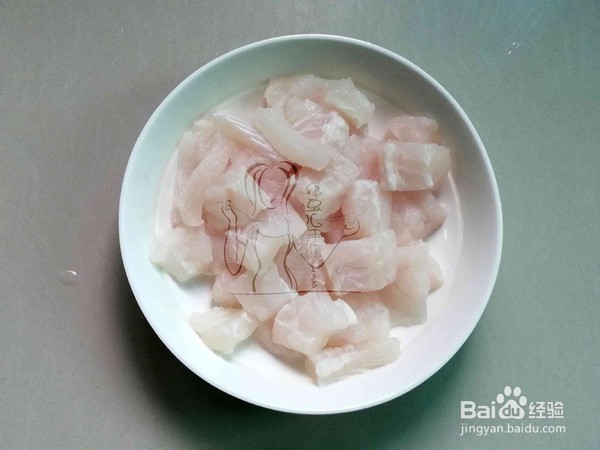 如何做酥脆烤鱼块？