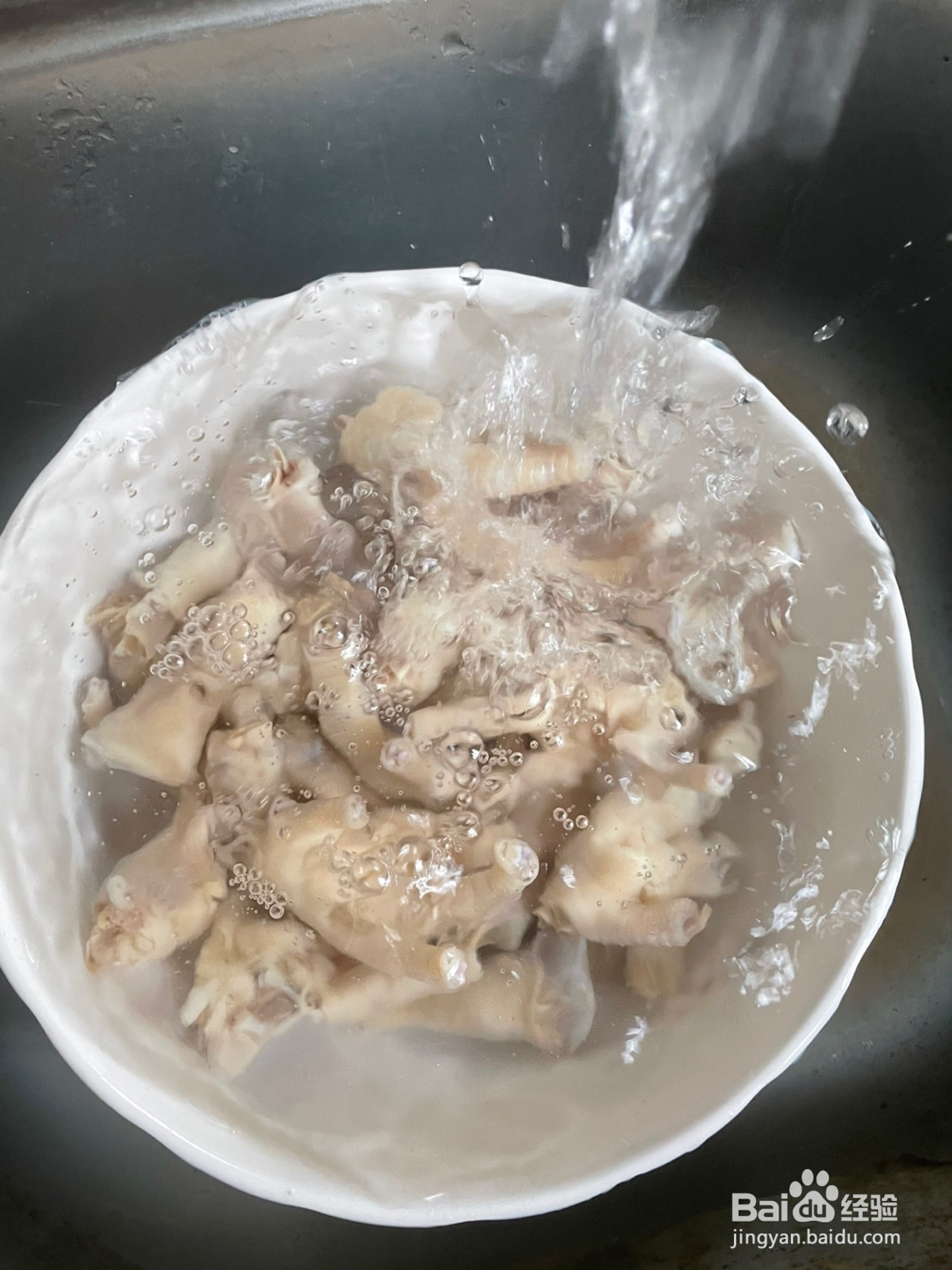柠檬泡脚鸡脚的做法