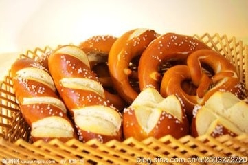 吃哪些食物可以有助睡眠