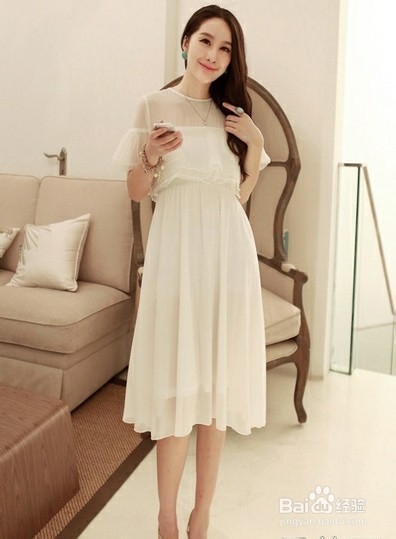 菜鸟必学盛夏搭配术 轻熟女美搭最浪漫