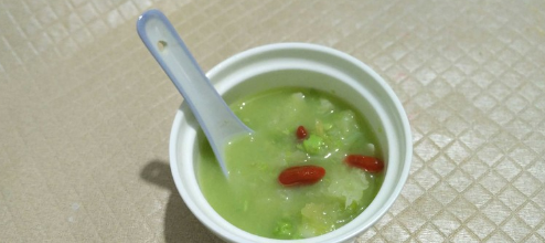 翡翠银耳羹的做法