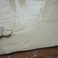 如何制作葱香椒盐花卷的小技巧