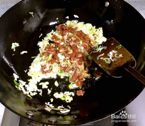 吃面很简单但要吃的好干拌臊子面做起也不简单