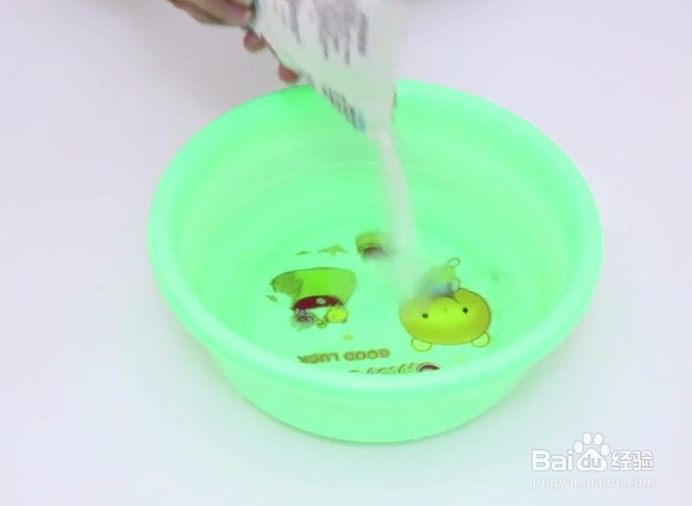 洗衣粉与洗衣液有什么区别/自制洗衣液小技巧！