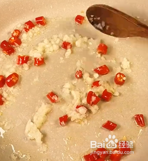 如何做简单又下饭的家常油豆腐