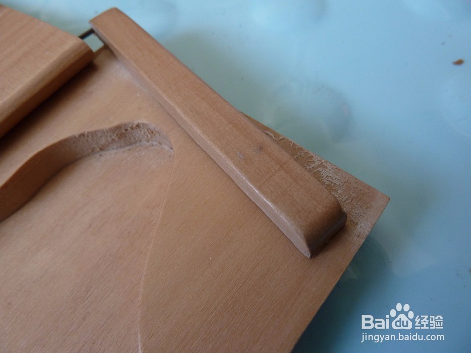 用牙签固定木条的方法