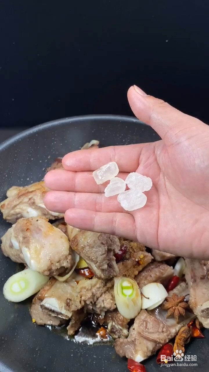 如何自制美味好吃的炖排骨